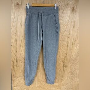 LULULEMON Warm Down Jogger II Heathered Core Medium Grey Size 4